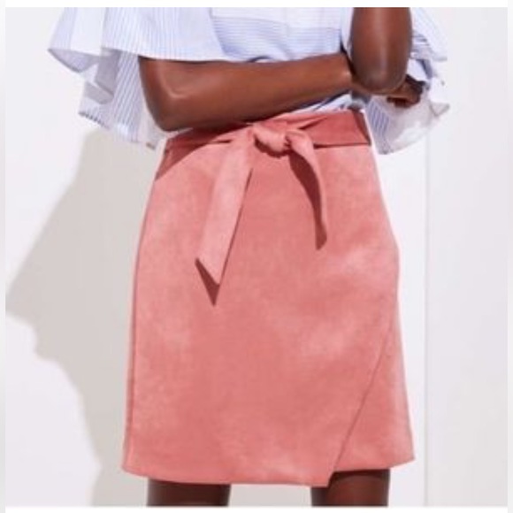 LOFT Pink Faux Suede Skirt With Tie. Size 4. - Picture 1 of 6
